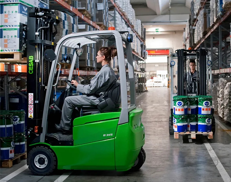 Loire Maine Manutention Vente Materiel De Manutention Angers Chariot Electrique B300